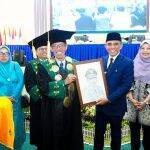 Hadiri Wisuda ke-44 UIN Datokarama, Anwar Hafid Tegaskan Komitmen Wujudkan Generasi Cerdas